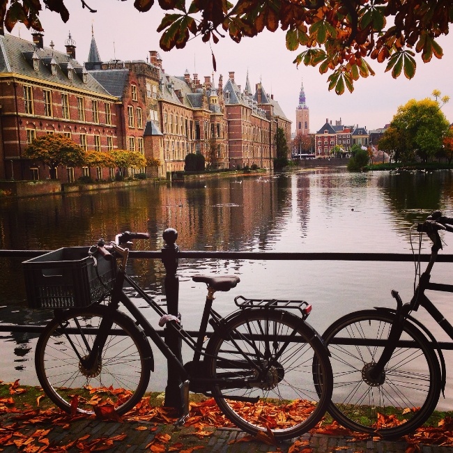 Bikes and scenery in the Hague