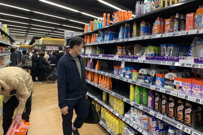 HK empty shelves and no sanitizer