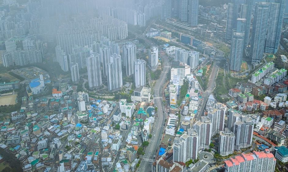 image of expatriate housing